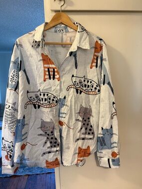 Oversized cat lover girl cat button down super soft fabric